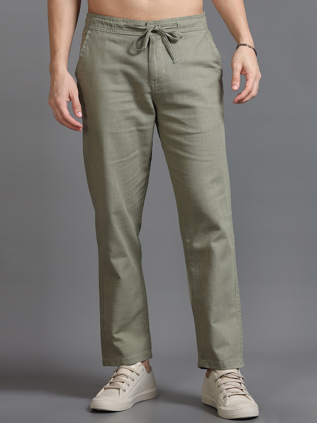 

Reslag Men Loose Fit Mid Rise Trousers, Olive