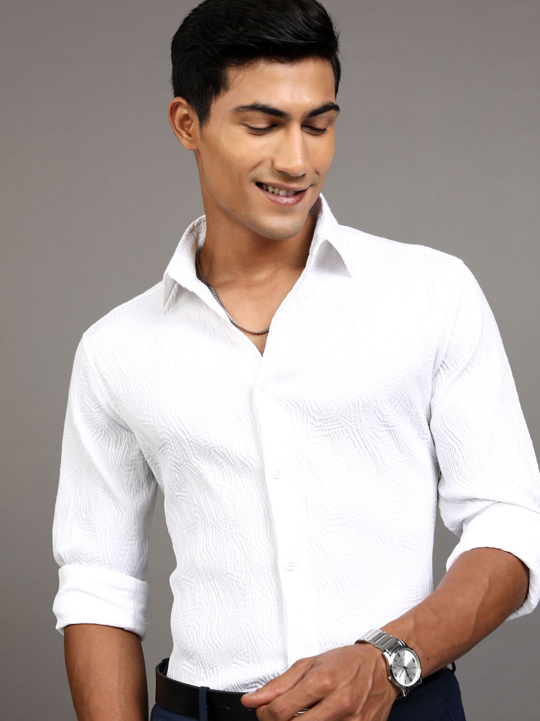 

LOCOMOTIVE Men Spread Collar Textured Solid Casual Shirt, White