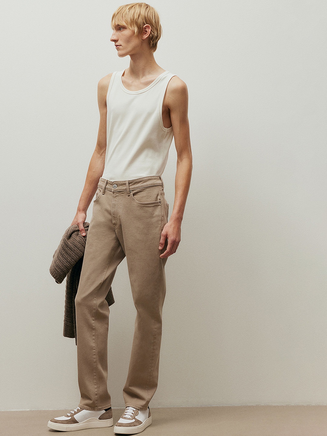 

H&M Mid Rise Jeans, Beige