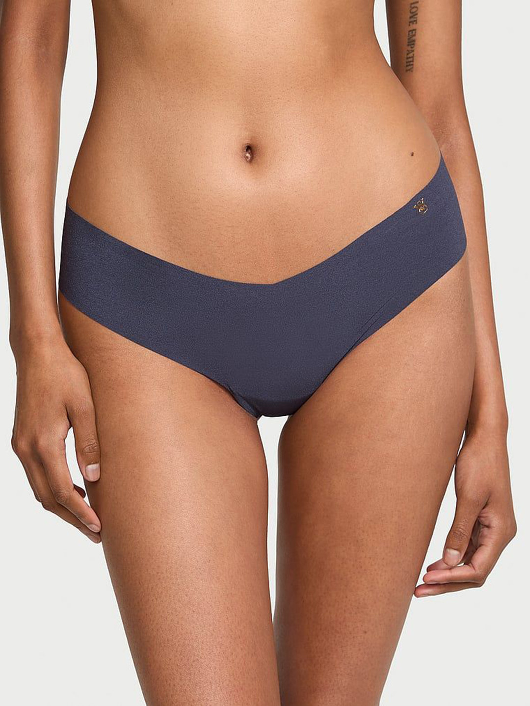 

Victoria's Secret Women Low-Rise Seamless Thong Briefs, Grey