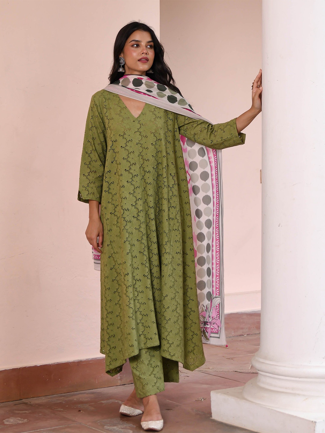 

Bunaai Floral Embroidered A-Line Kurta With Trousers & Dupatta, Olive