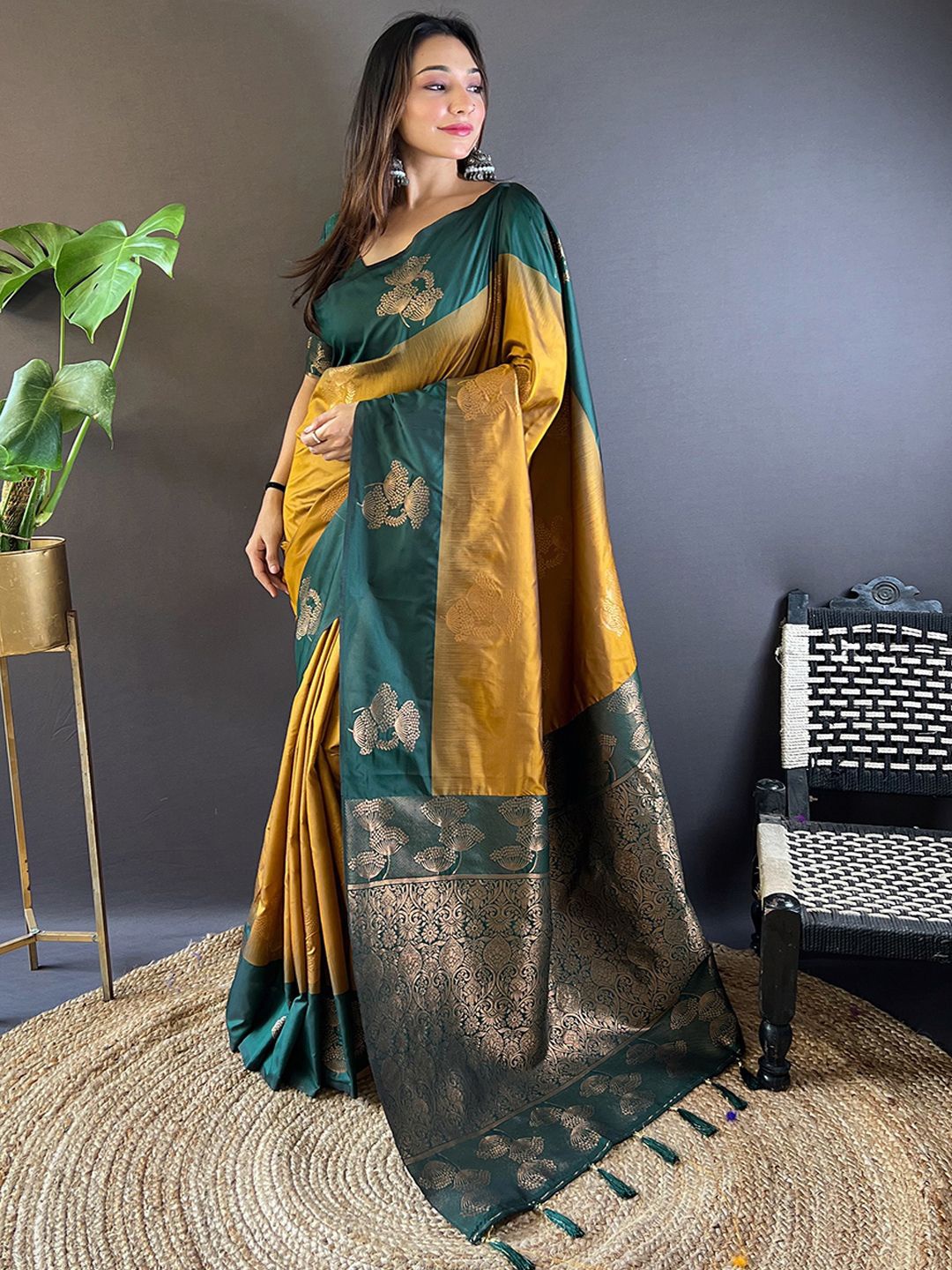 

Mitera Women Woven Design Zari Silk Blend Saree With Blouse Piece, Yellow