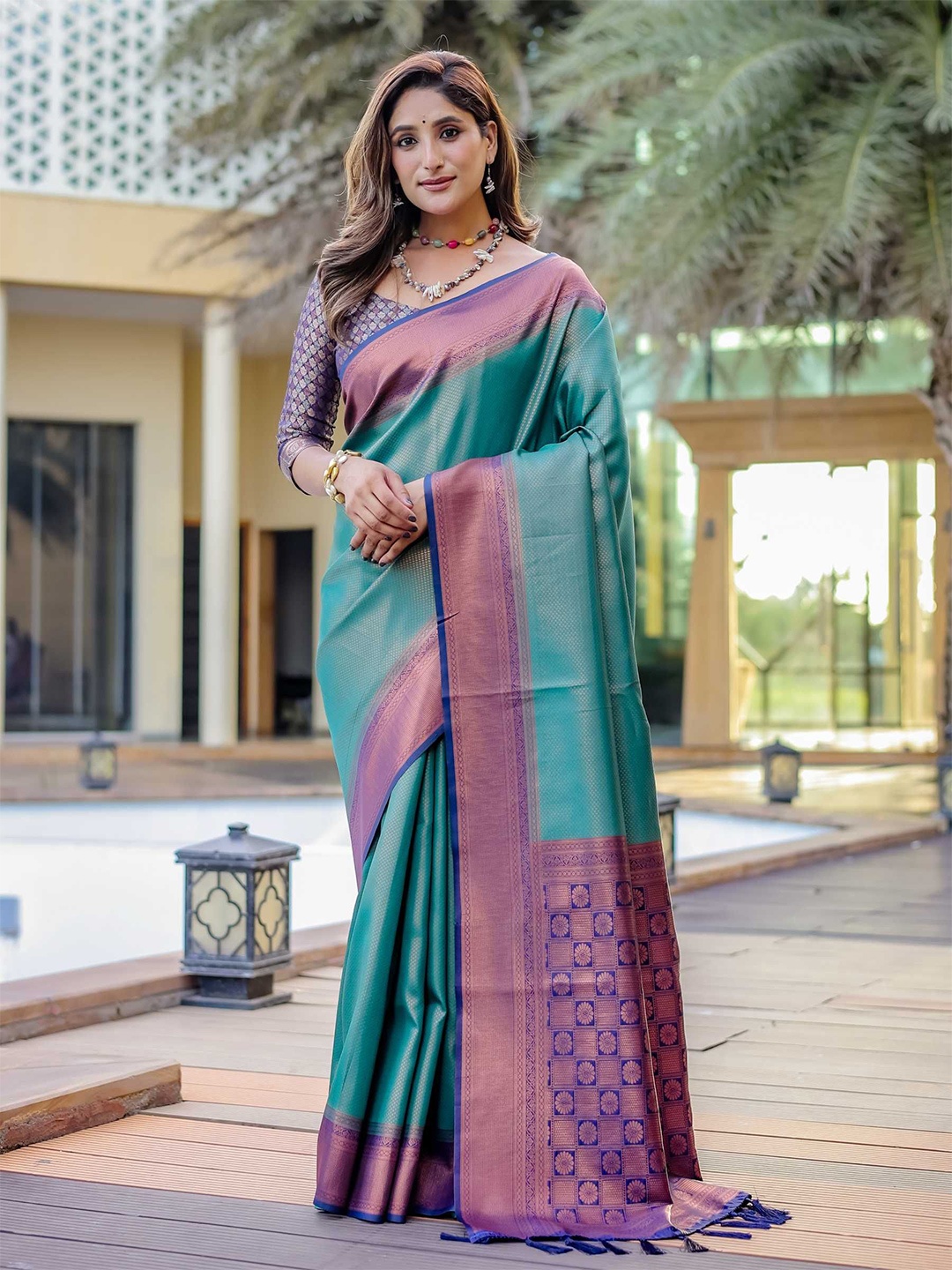 

Kandora Woven Design Zari Pure Silk Heavy Work Kanjeevaram Saree, Teal