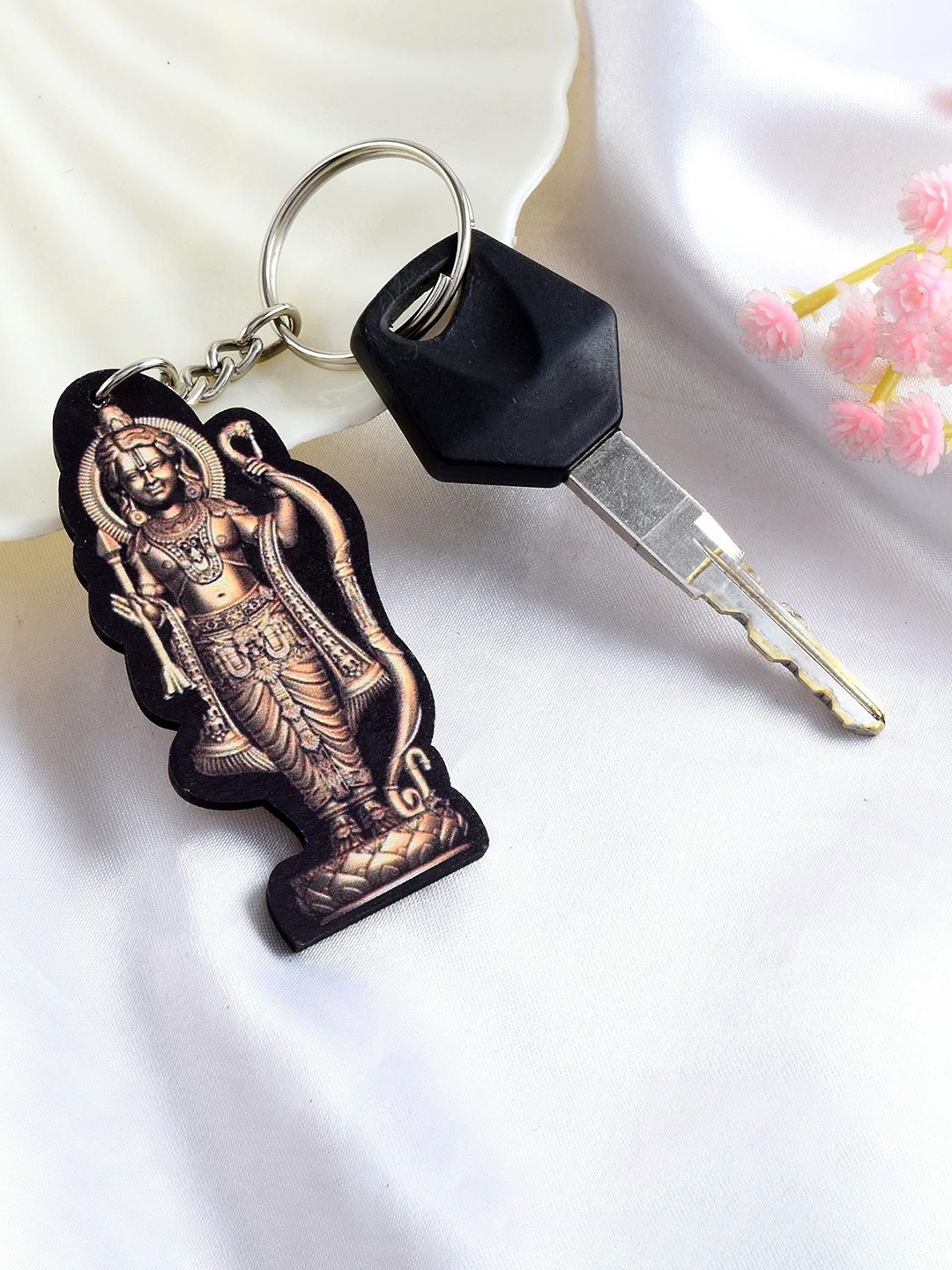 

MEMOIR Ayodhya Bhagwan Wooden Keychain, Black