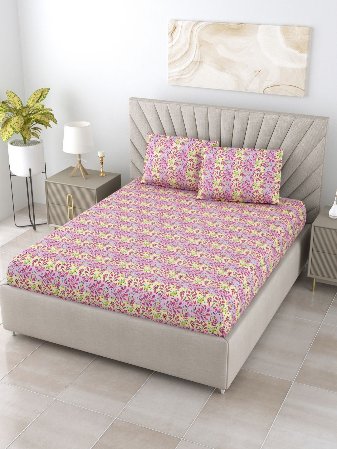 

BOMBAY DYEING Dream Lover Pink Floral Cotton 104 TC Queen Bedsheet Set 2.24 m x 2.54 m