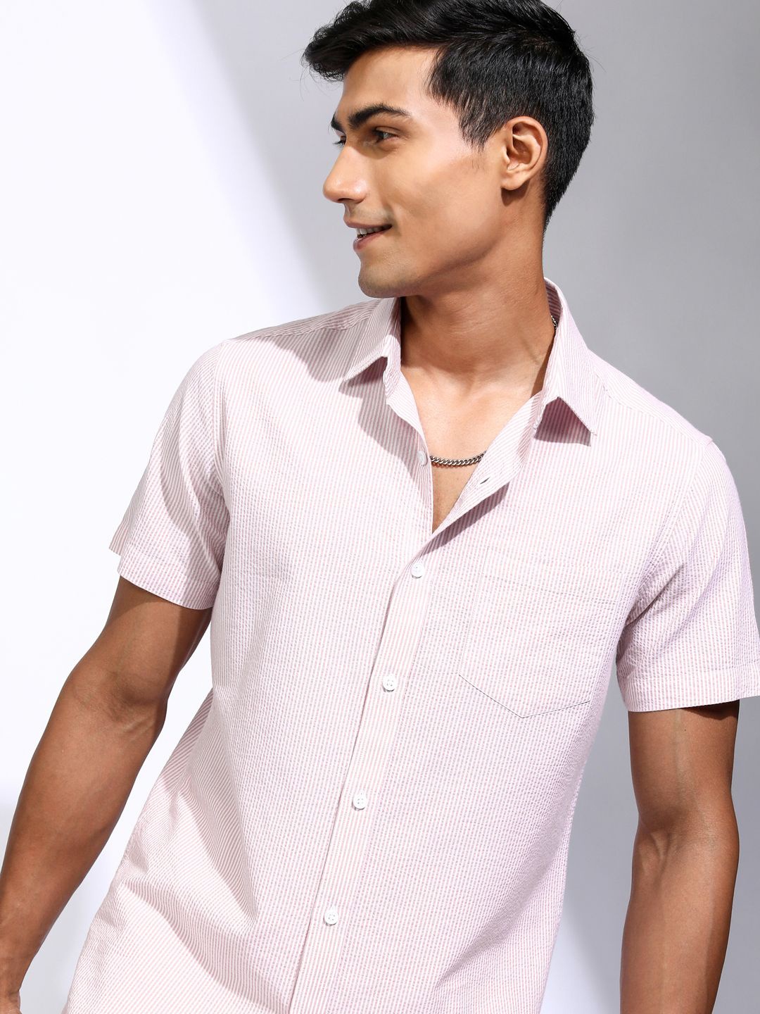 

LOCOMOTIVE Men Spread Collar Vertical Striped Cotton Casual Shirt, White