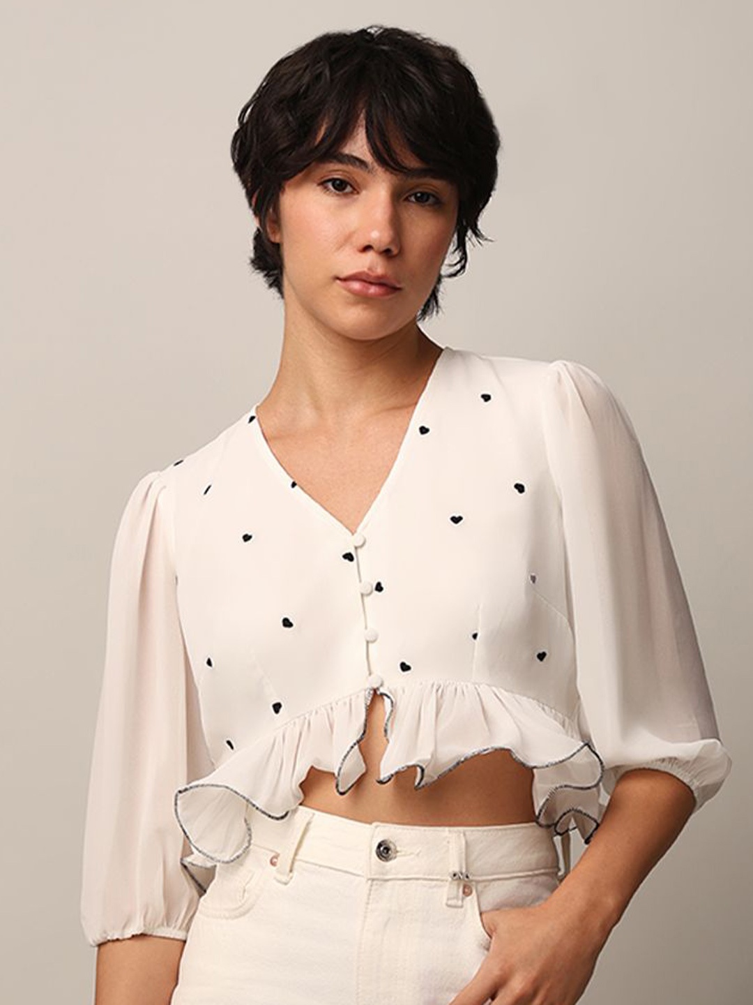 

ONLY Women Polka Dot Printed Puff Sleeve Georgette Blouson Crop Top, White