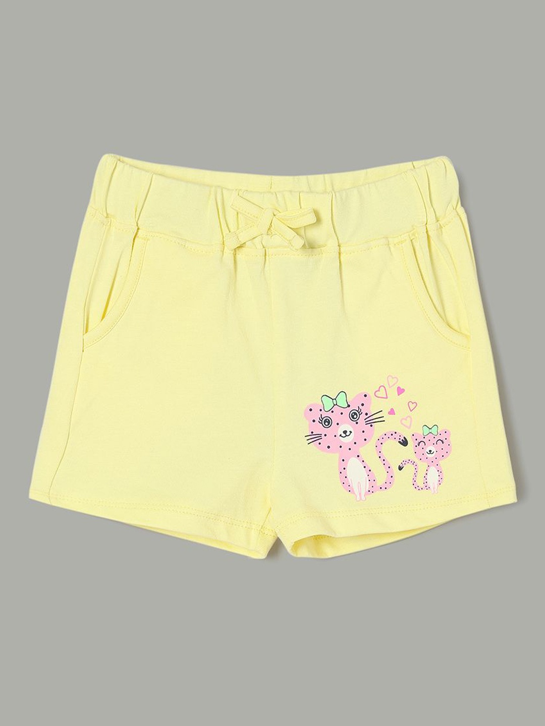 

Juniors by Lifestyle Girls Cotton Mid-Rise Floral Printed Shorts, Yellow