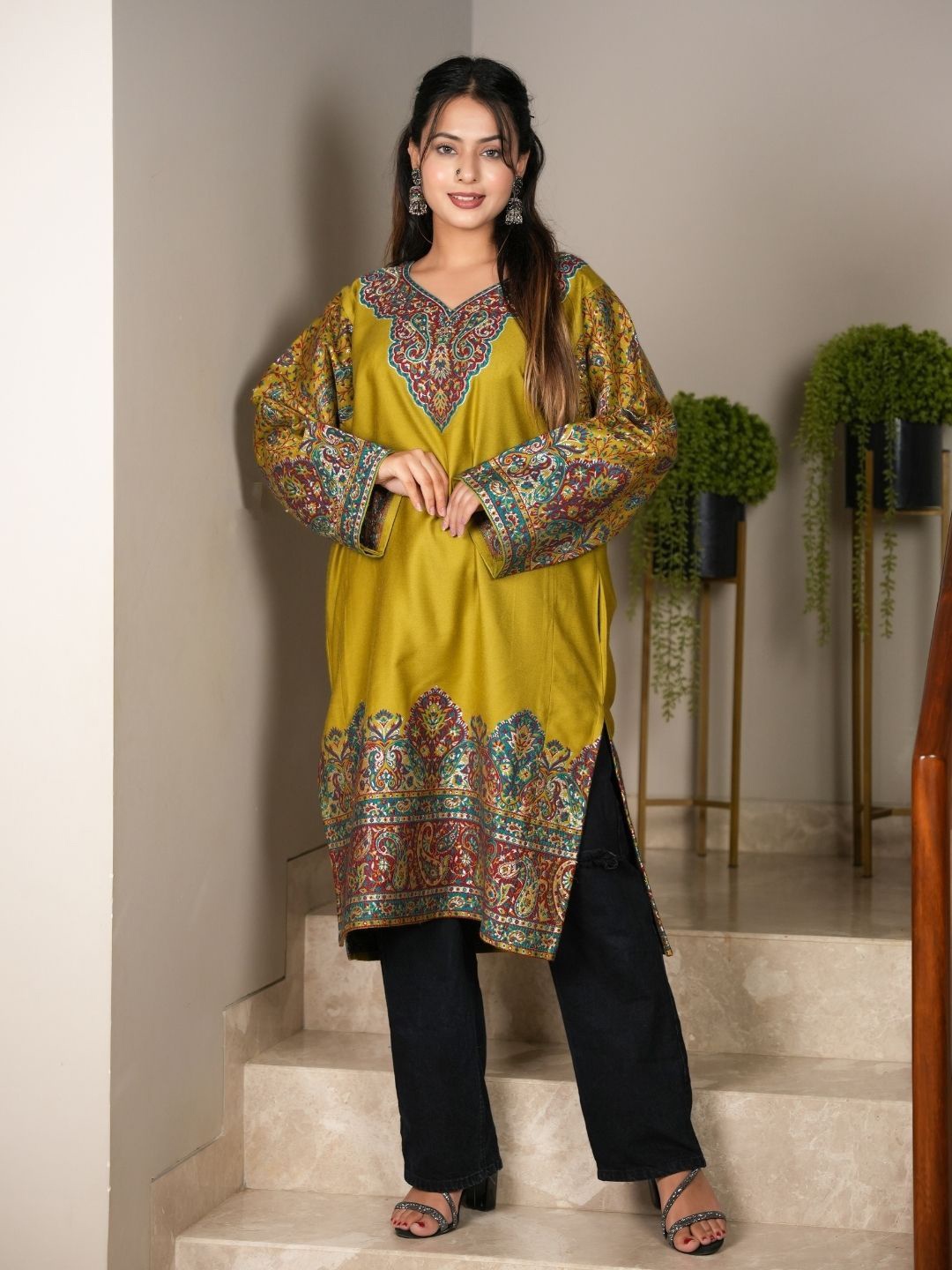 

HOUSE OF KIRNA'S WITH LOGO OF HOK Ethnic Motifs Printed Pakistani Style Kurta, Mustard