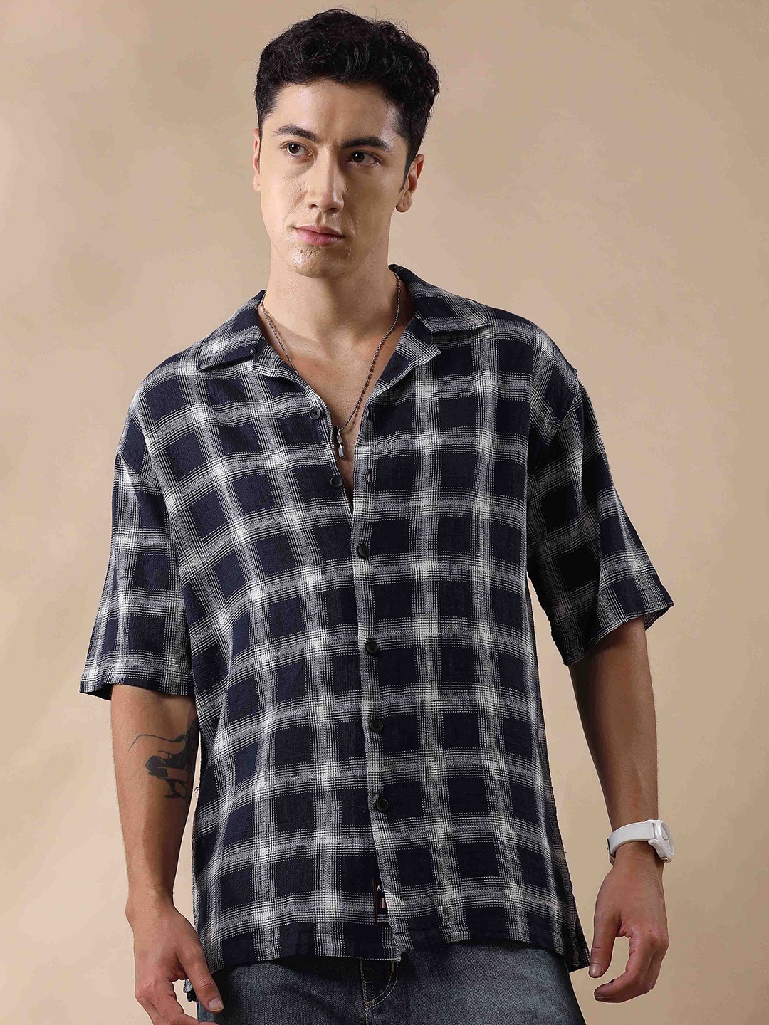 

HOUSE OF MAHNOTS Men Relaxed Cuban Collar Tartan Checked Linen Oversized Casual Shirt, Navy blue