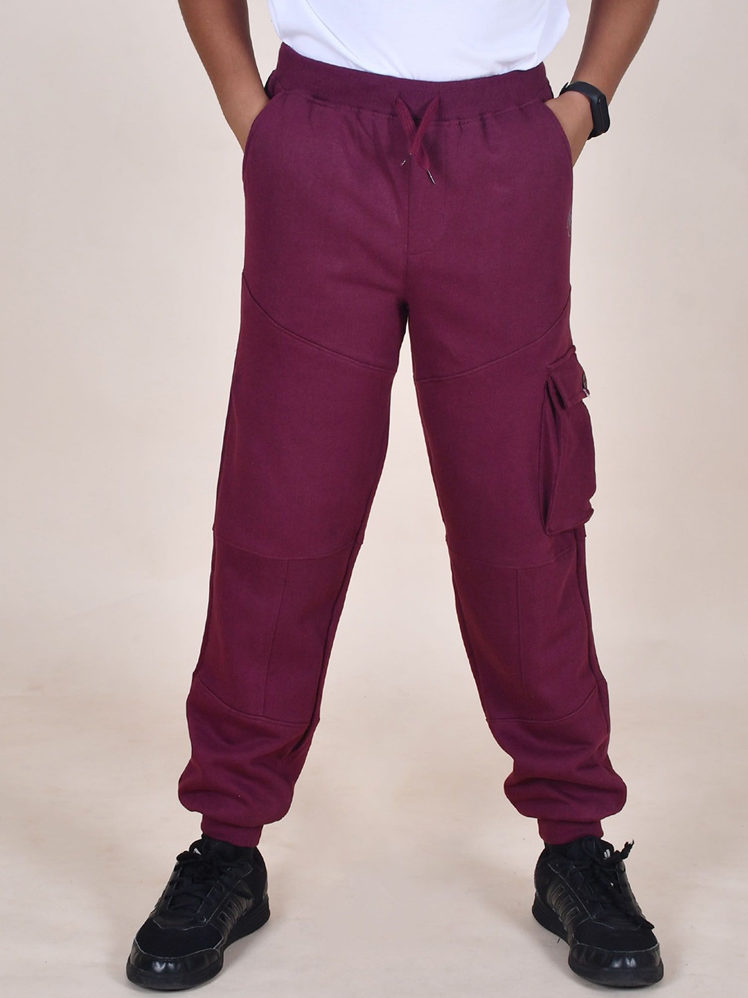 

KiddoPanti Boys Mid Rise Joggers, Maroon