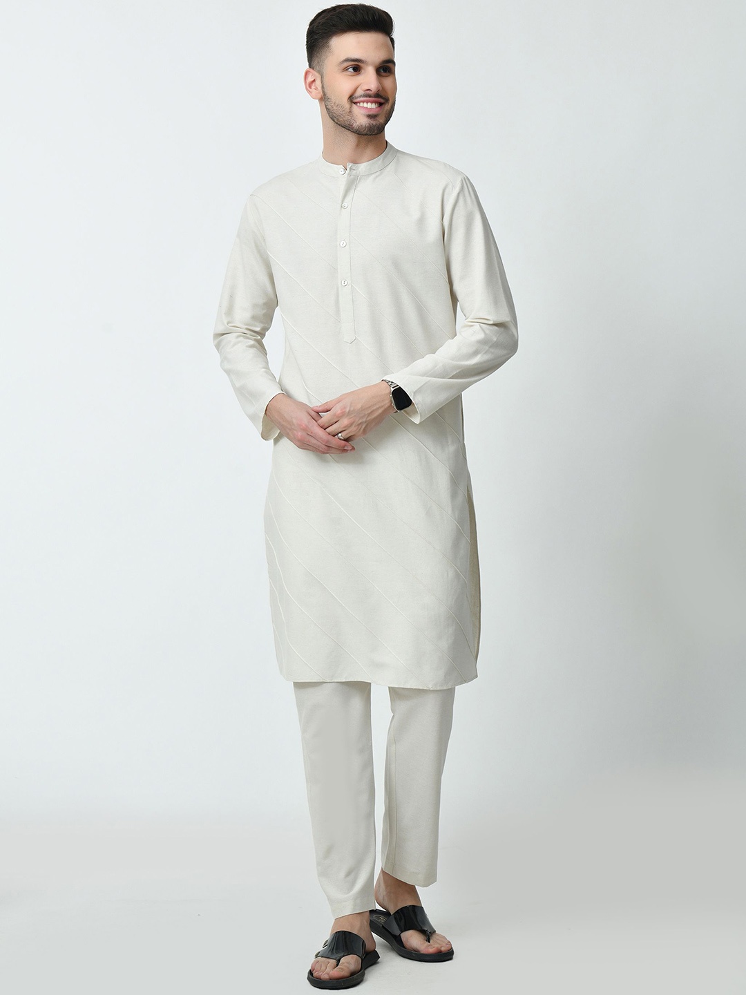 

AMBI Striped Self Design Band Collar Long Sleeves Regular Straight Kurta, White
