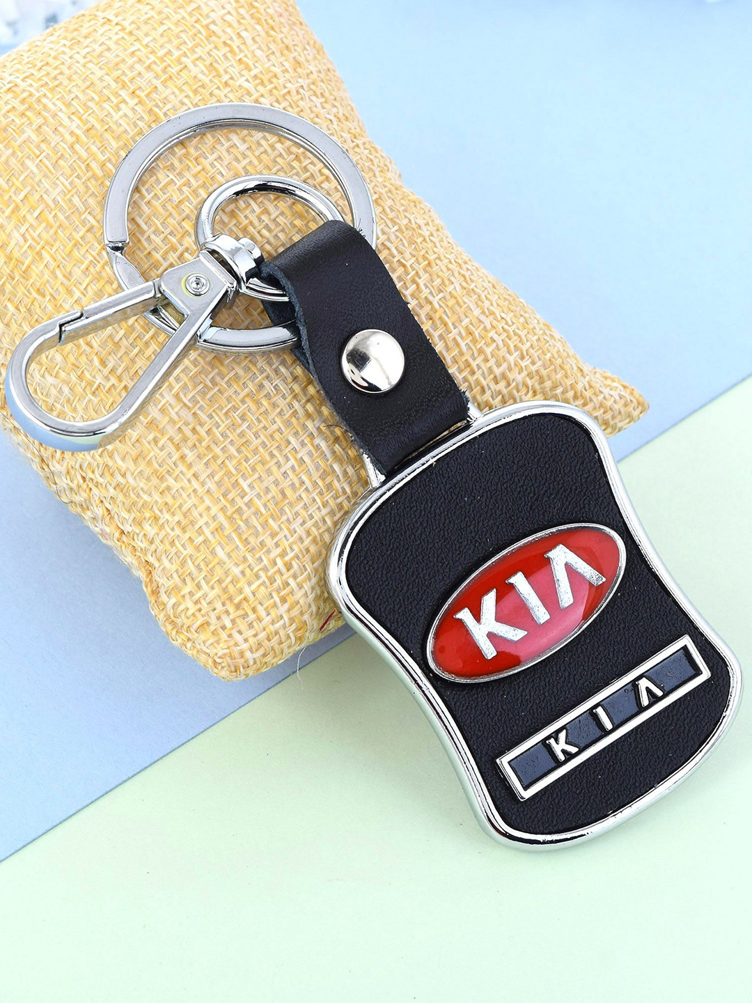 

MEMOIR Textured Stainless Steel KIA Key Chain