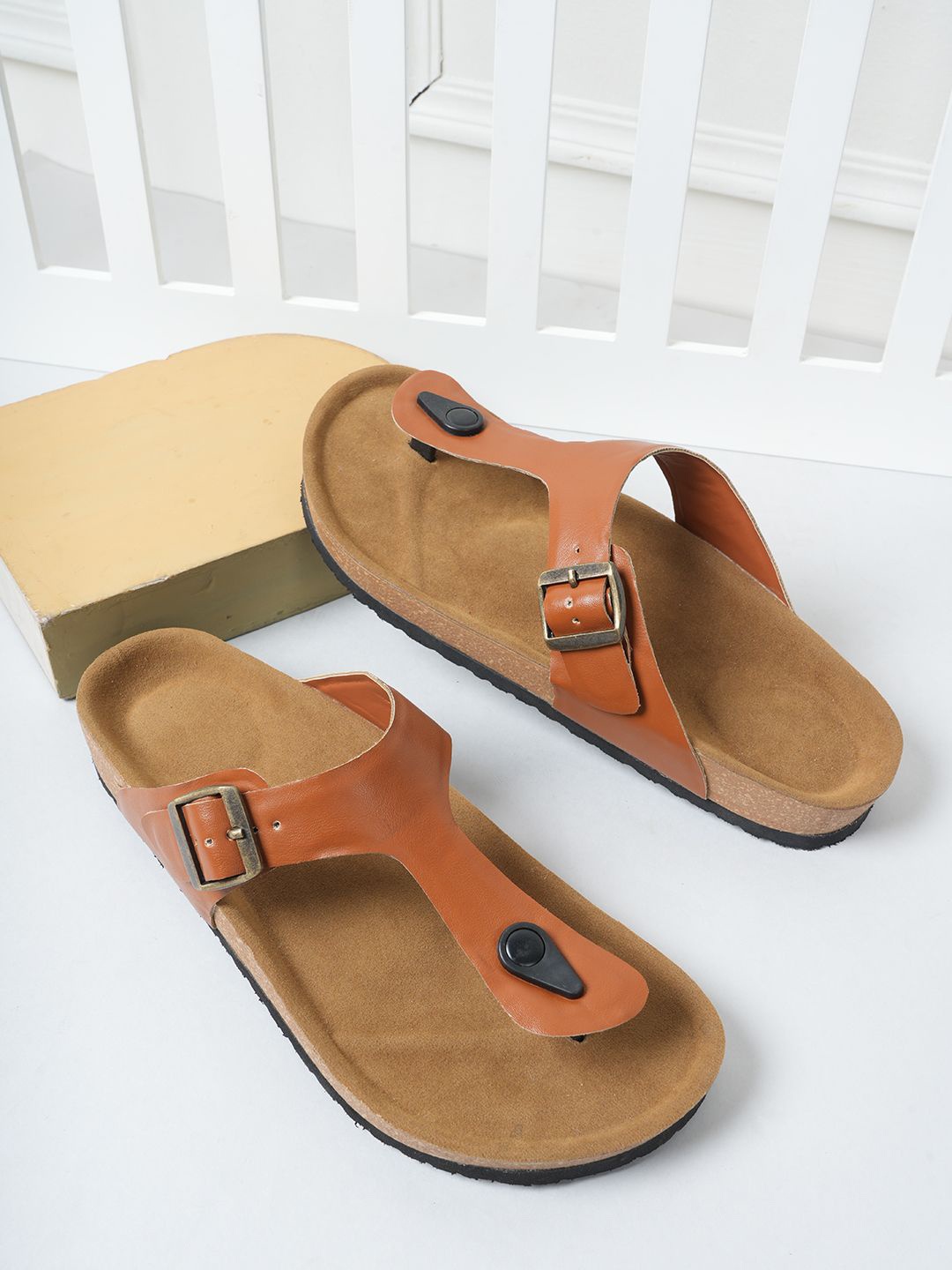 

MOZAFIA Men Open Toe Flats with Buckles, Tan