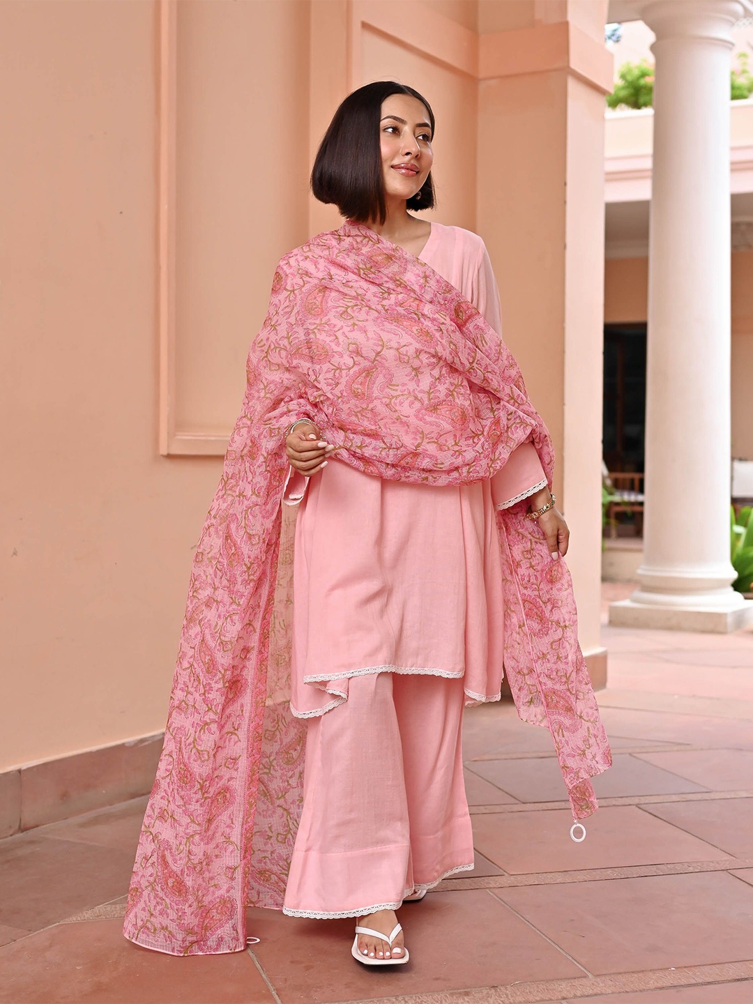 

Bunaai V-Neck A-Line Kurta With Trousers & Dupatta, Pink