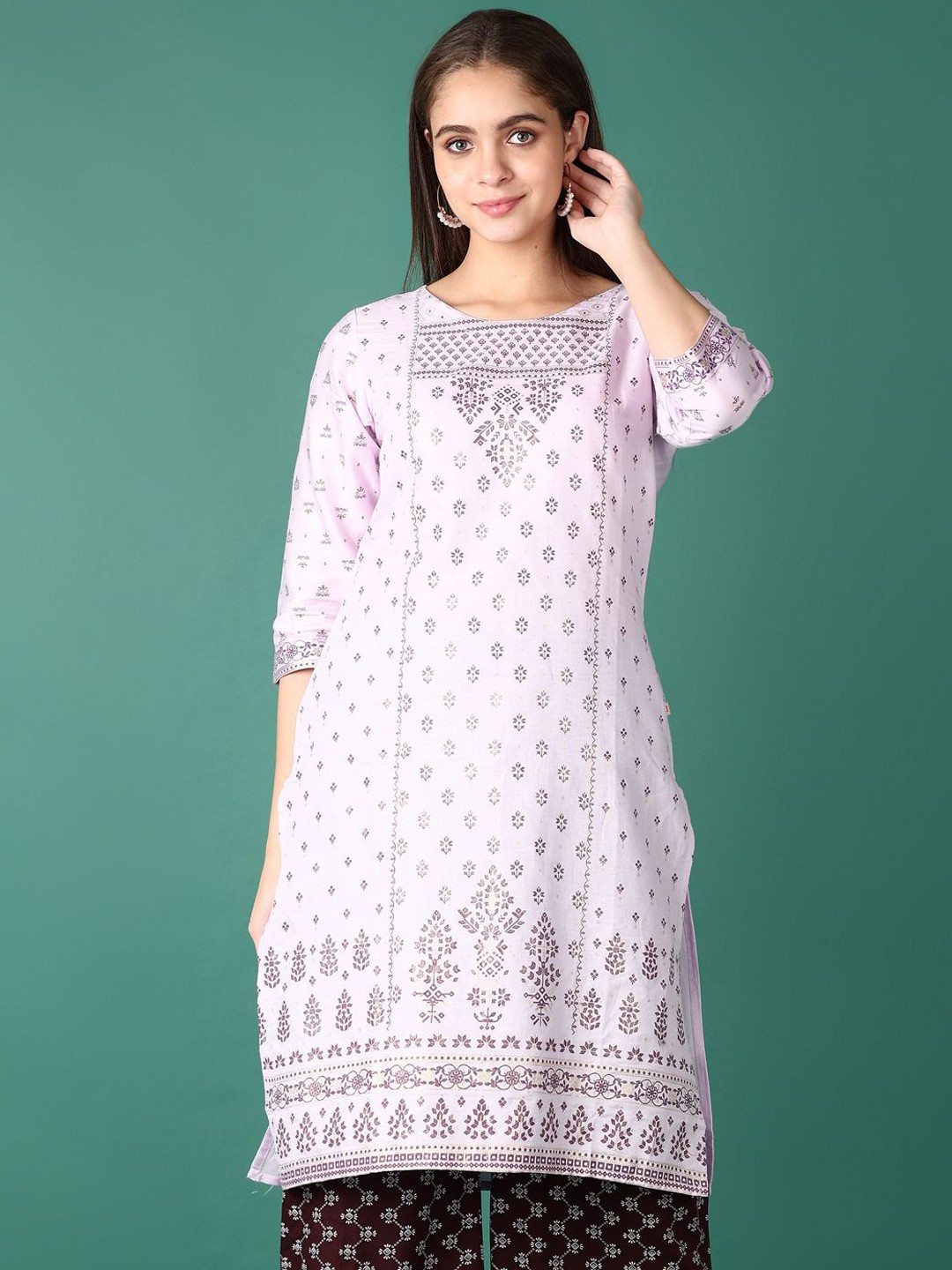 

V-Mart Floral Printed Jam Satin Cotton Straight Kurta, Lavender