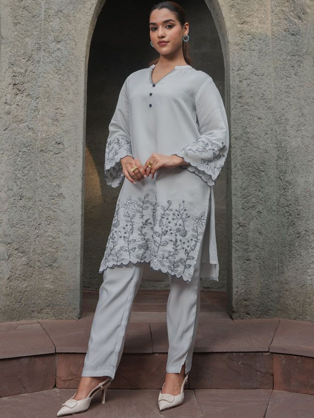 

FASHION DWAR Embroidered Pure Silk Tunic With Trousers, Grey