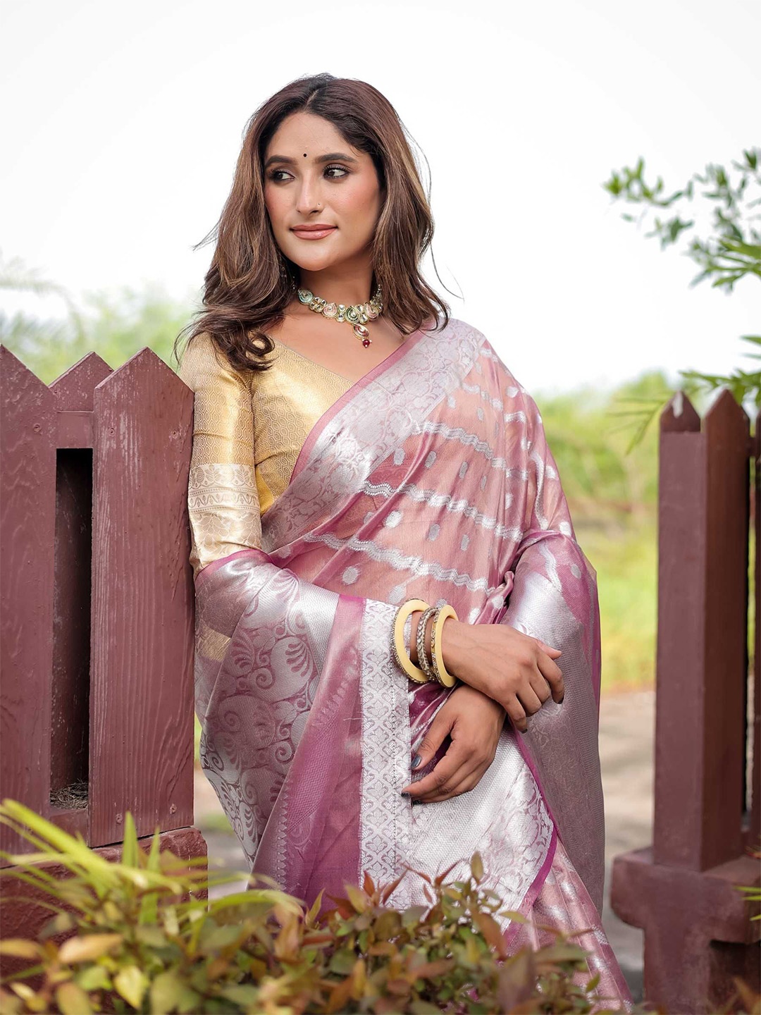 

Kandora Checked Woven Design Zari Pure Silk Banarasi Saree, Pink