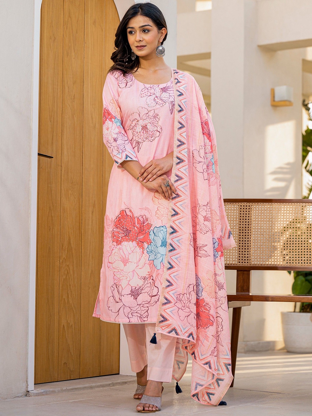 

all about you Floral Printed Beads and Stones Linen Kurta with Trouser & Dupatta, Peach