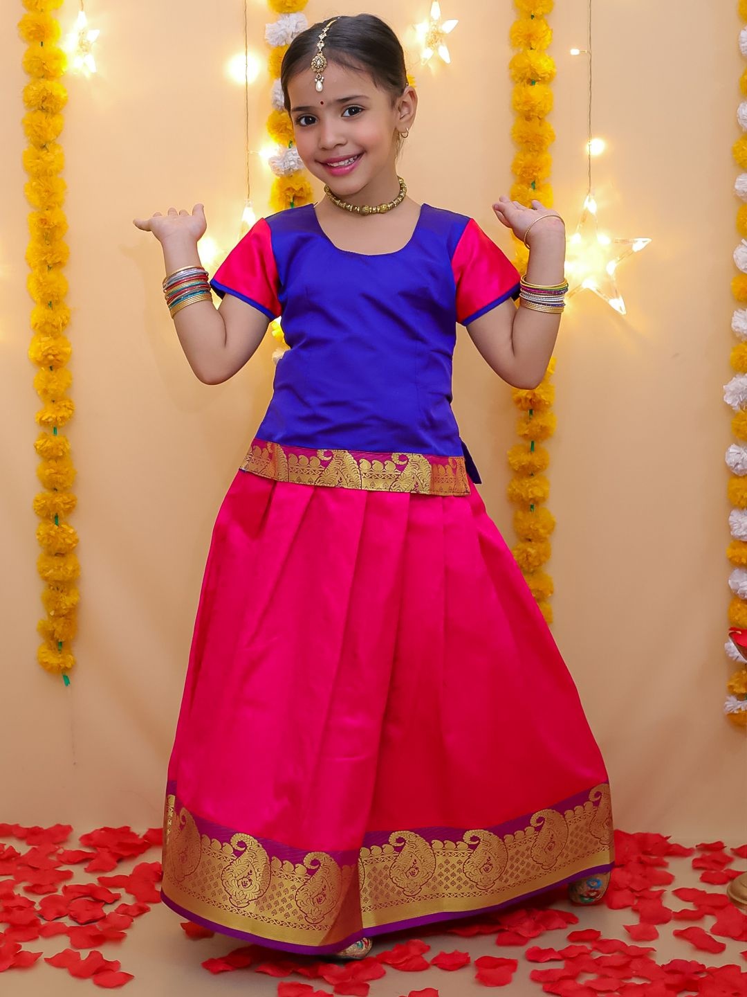 

BownBee Girls Woven Design Ready to Wear Pavda Pattu Lehenga & Blouse, Blue