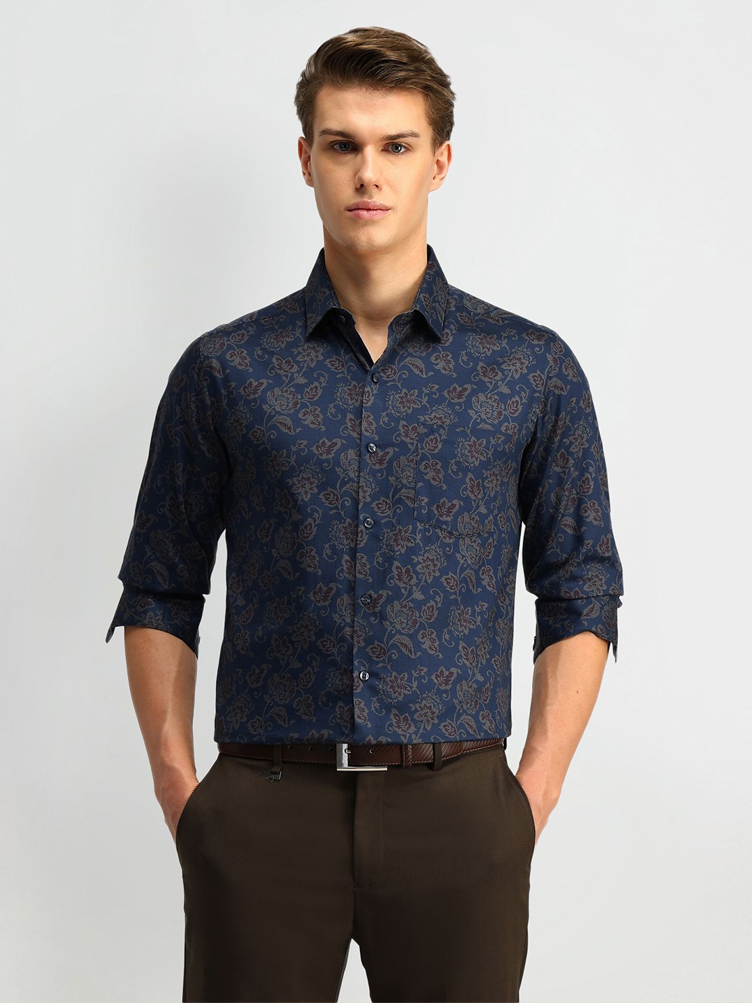 

Arrow Men Manhattan Spread Collar Floral Printed Cotton Slim Fit Formal Shirt, Navy blue