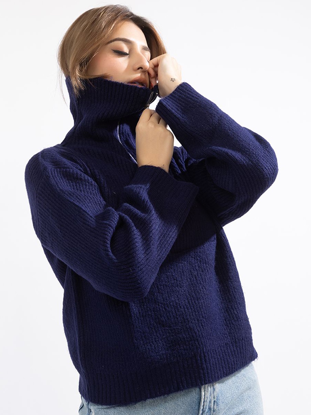 

ARMISTO Chunky Fuzzy Knit Women Pullover with Oversized Zip Detail, Blue