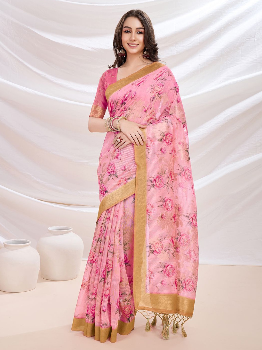 

Mitera Floral Printed Bagh Saree With Blouse Piece, Pink