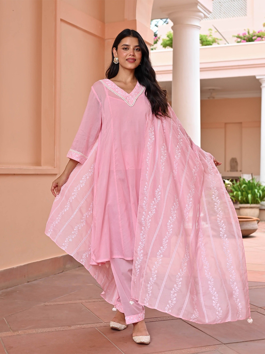

Bunaai Floral Embroidered A-Line Kurta With Trousers & Dupatta, Pink