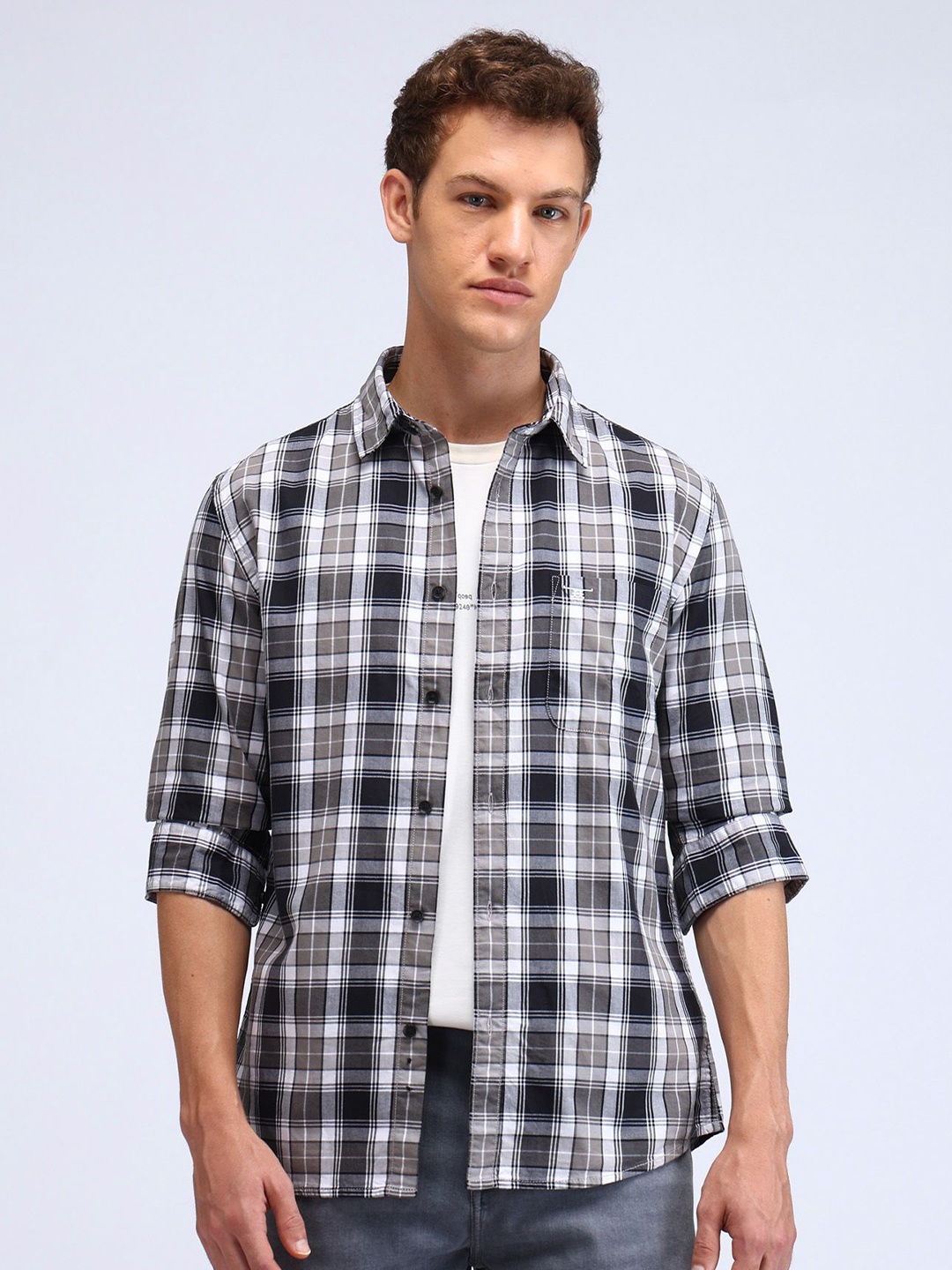 

Flying Machine Men Manhattan Slim Fit Opaque Checked Casual Shirt, Grey