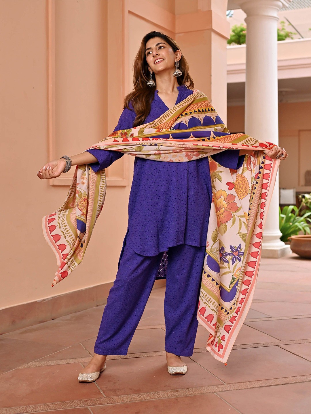 

Bunaai Thread Work Kurta with Trouser & Dupatta, Blue