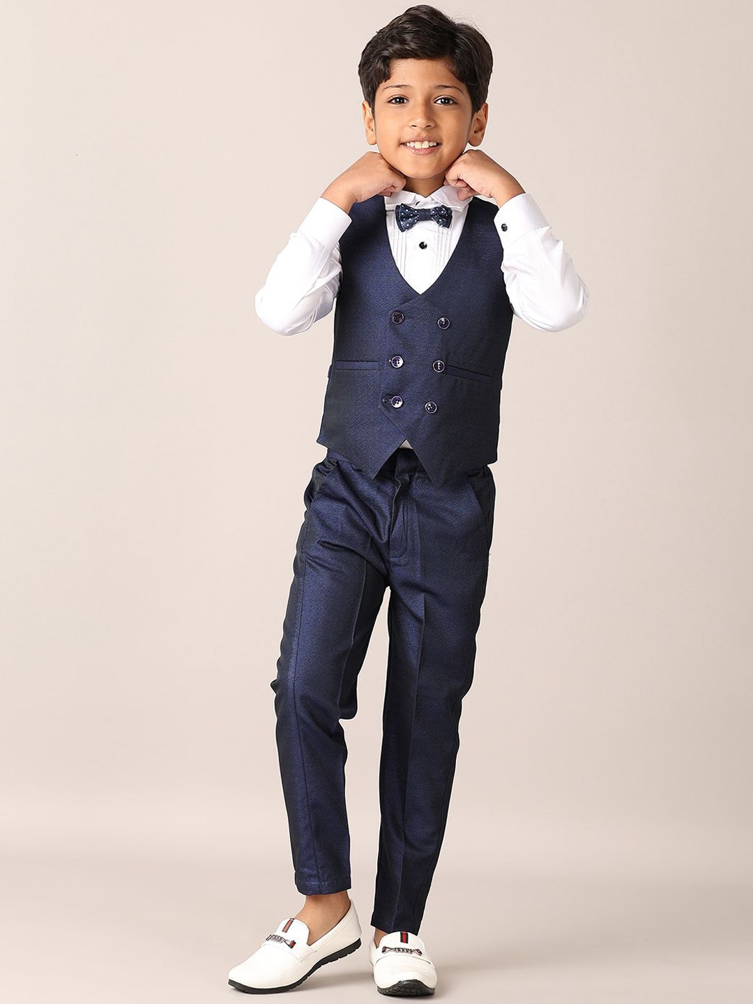 

V-Mart Boys Single-Breasted Three-Piece V Neck Suit, Blue