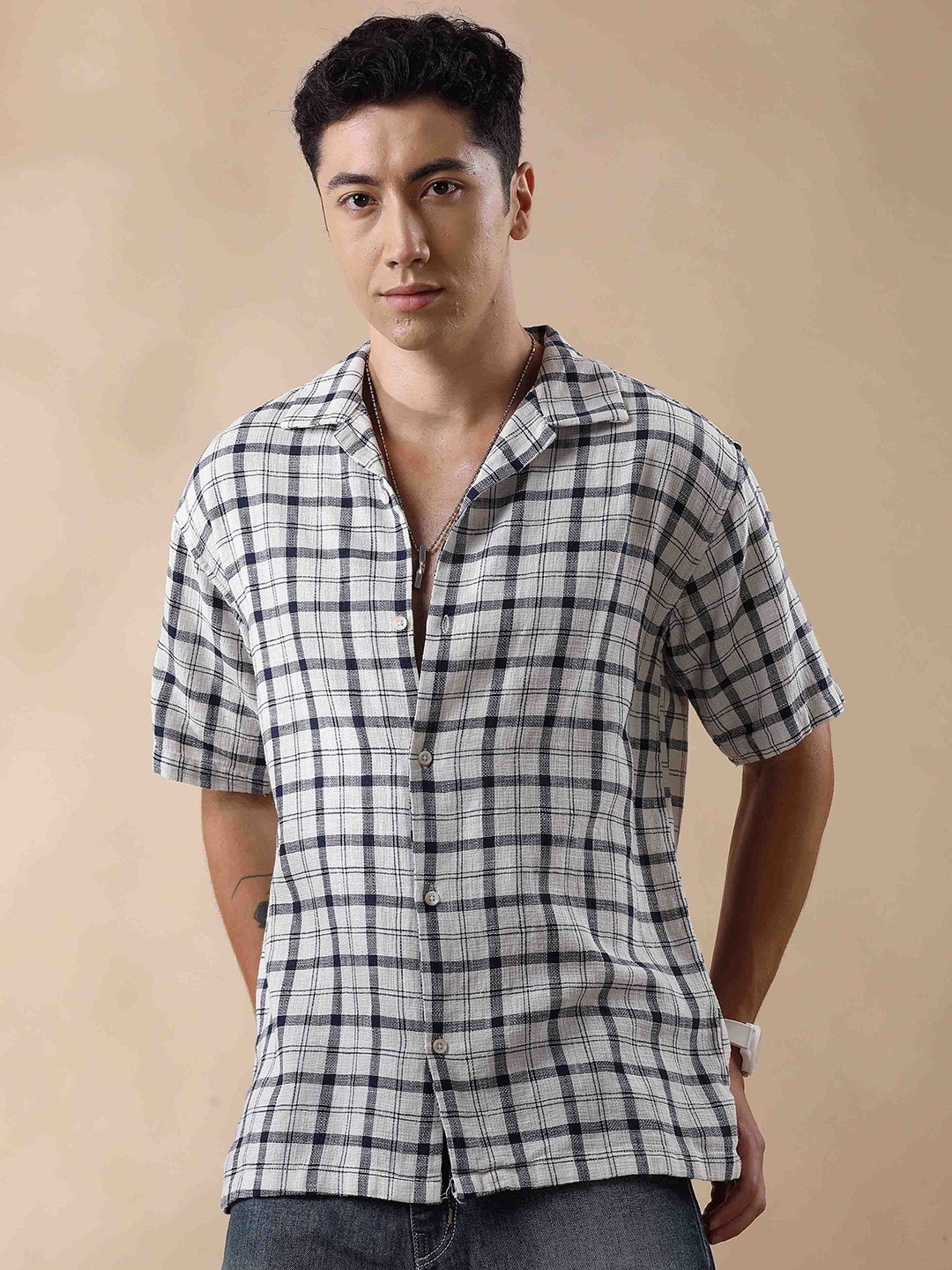 

HOUSE OF MAHNOTS Men Relaxed Opaque Checked Casual Shirt, White