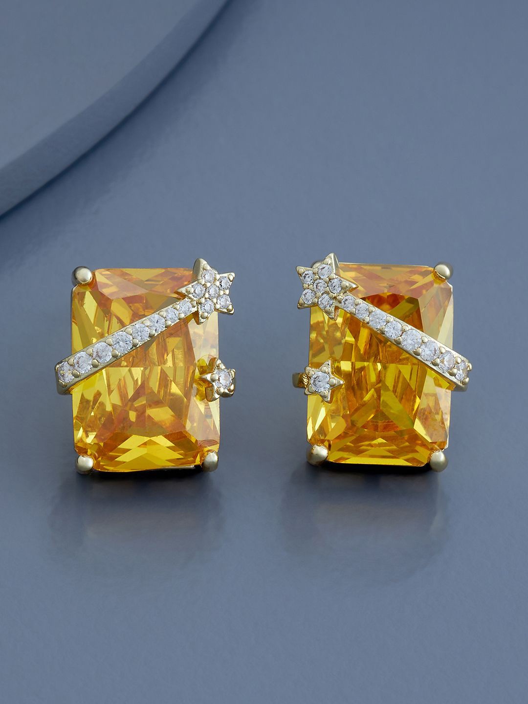 

Kushal's Fashion Jewellery Gold-Plated Cubic Zirconia Studded Square Studs