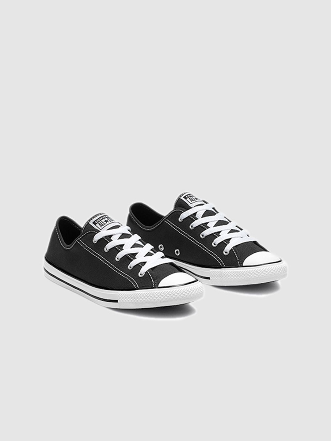 

Converse Women Chuck Taylor All Star Dainty Canvas Low Top Sneakers, Black