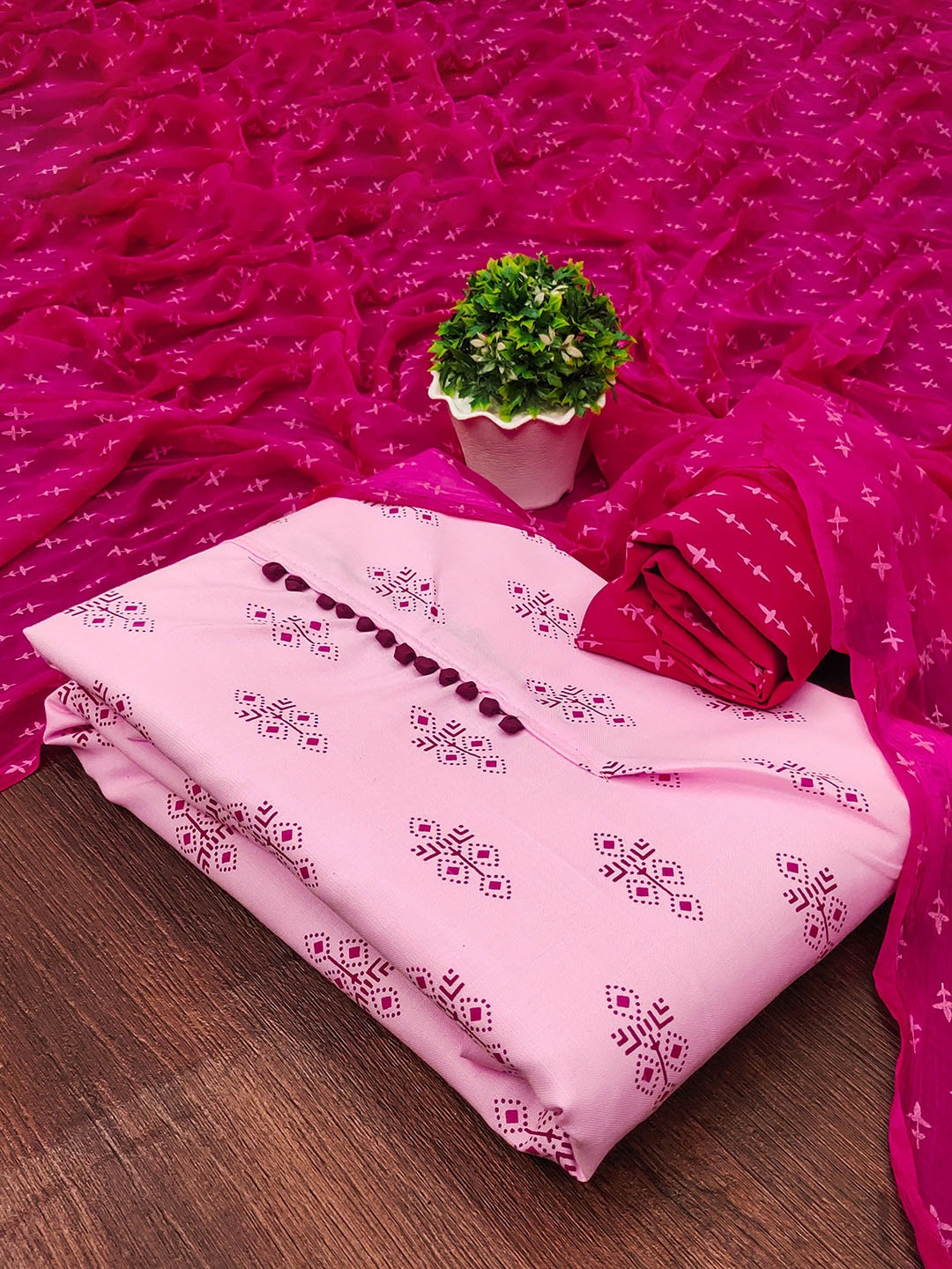 

Maroosh Ethnic Motifs Printed Unstitched Dress Material, Pink