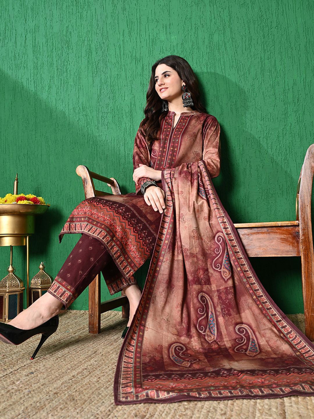 

Sangria Paisley Printed Winter Velvet Straight Kurta & Trouser With Dupatta, Brown