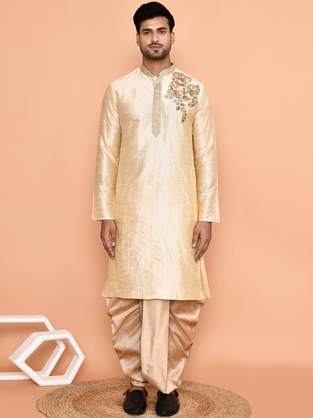 

Arihant Rai Sinha Floral Embroidered Regular Straight Kurta With Dhoti Pant, Beige