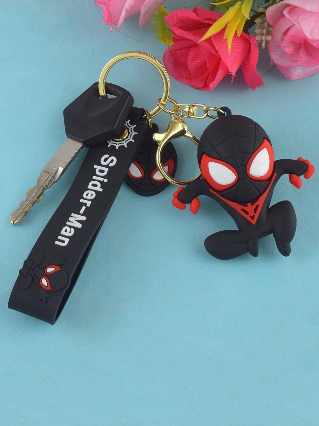 

MEMOIR Unisex Spiderman Quirky Bag Charm Hard Silicone Keychain, Black
