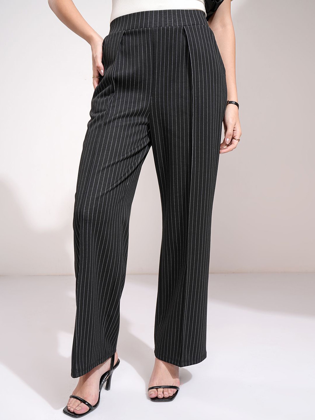 

CHIC BY TOKYO TALKIES Women Striped Straight Fit Pleated Formal Trousers, Black