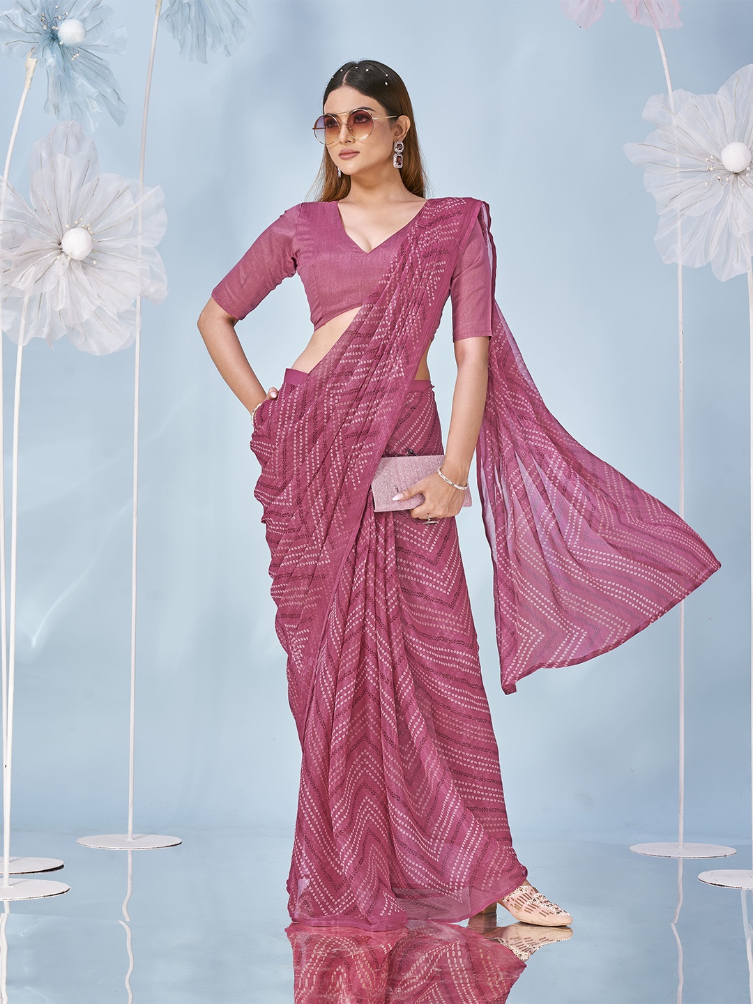 

AMOHA TRENDZ Bandhani Printed Pure Chiffon Ready to Wear Saree, Pink