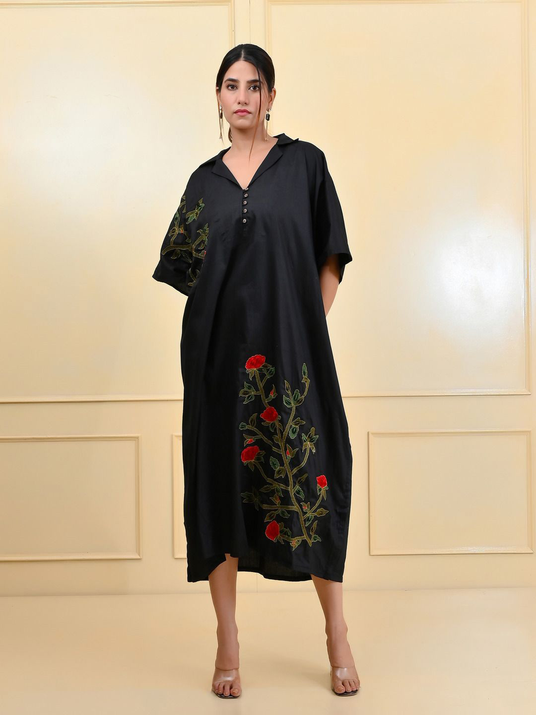 

THE SAFFRON SAGA Women Floral Printed Cotton Kftan Midi Dress, Black