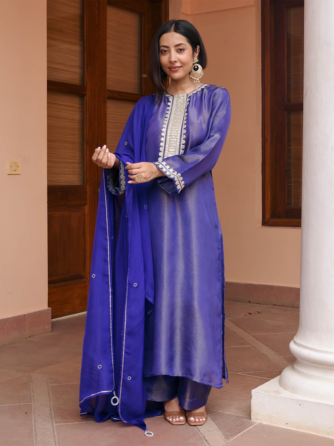 

Bunaai Floral Yoke Design Straight Sequinned Tissue Silk Kurta with Trousers & Dupatta, Blue