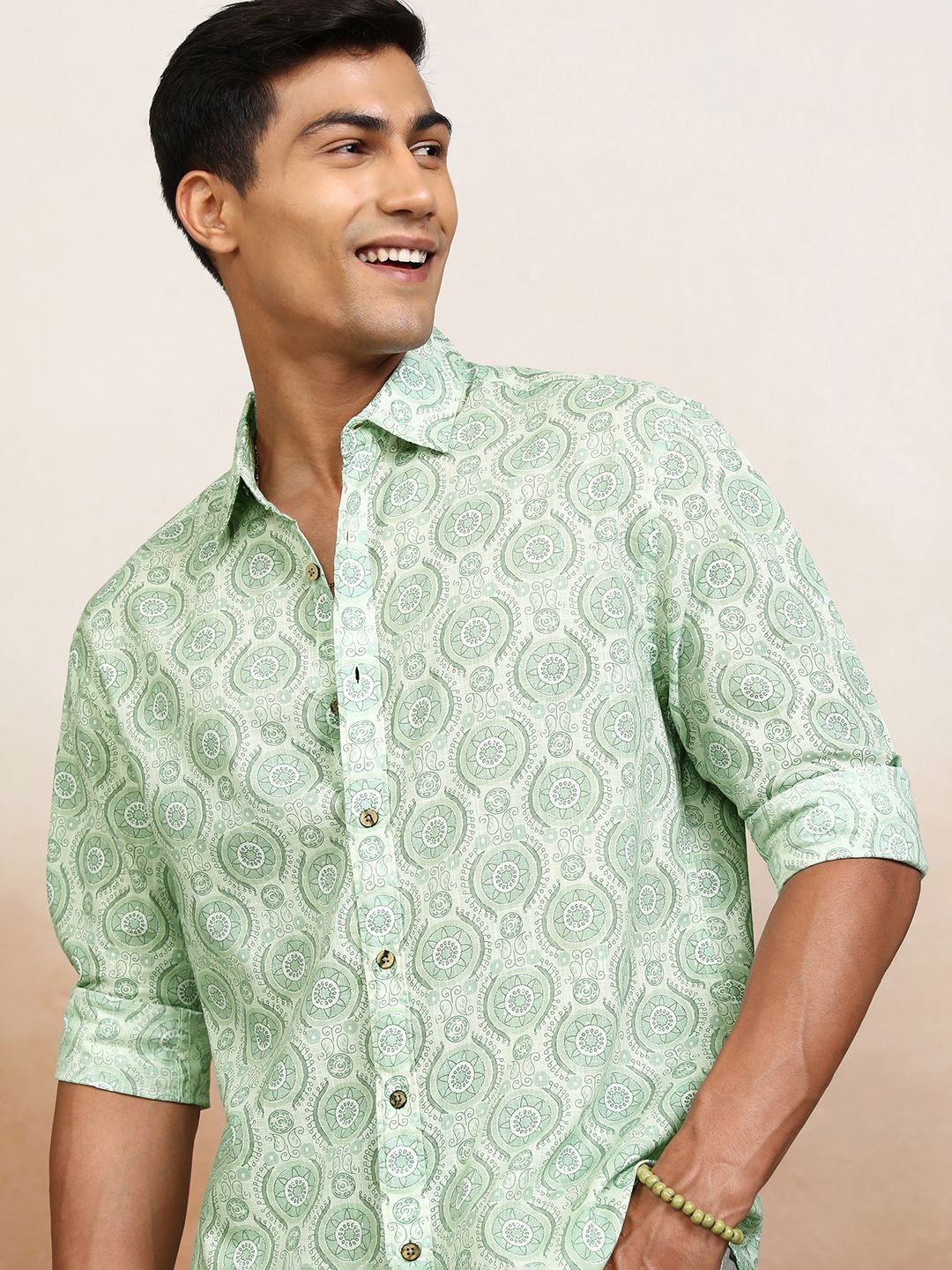 

Highlander Men Printed Relaxed Shirt, Green