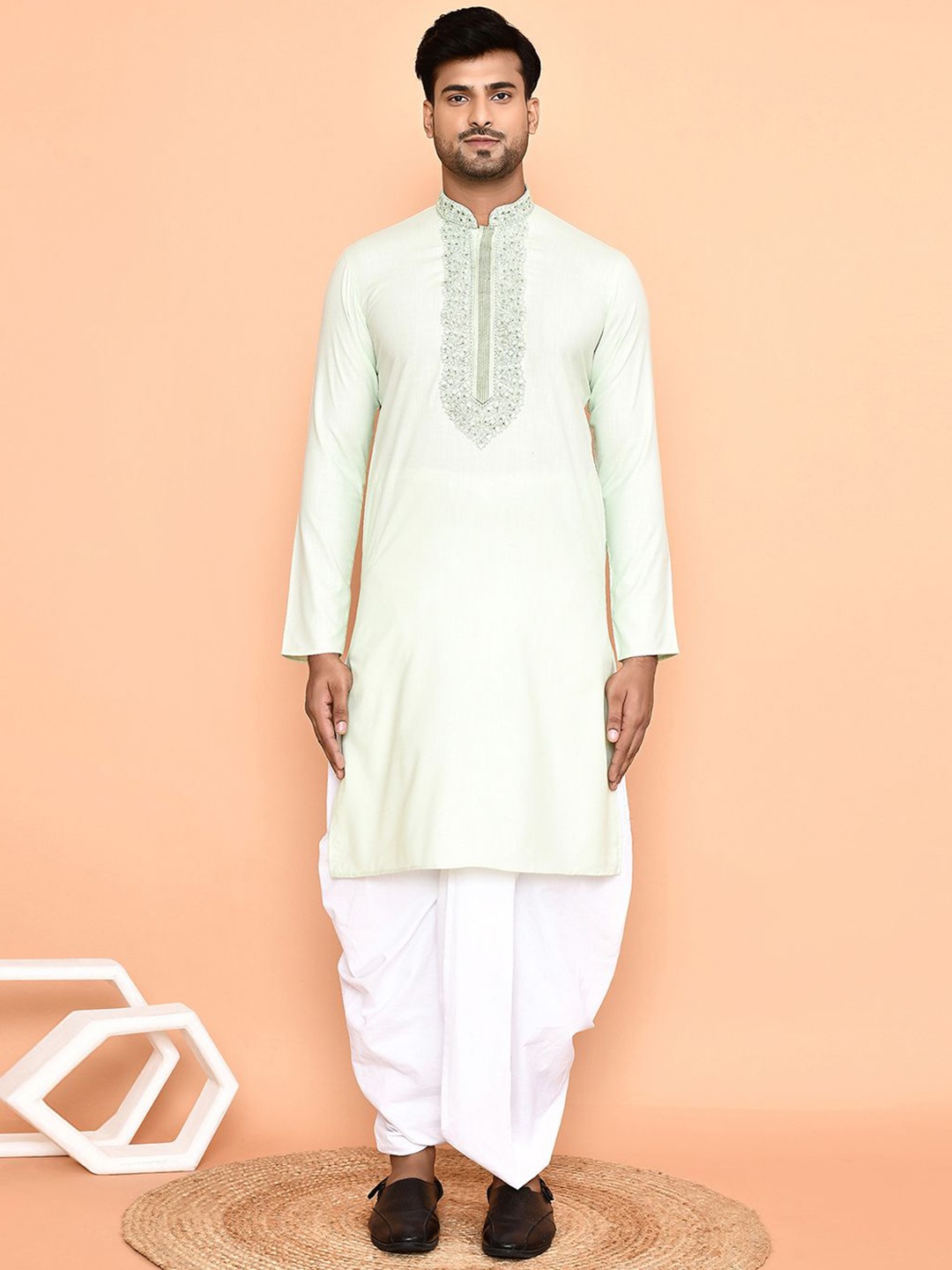 

Arihant Rai Sinha Floral Embroidered Mandarin Collar Straight Kurta With Dhoti Pant, Green