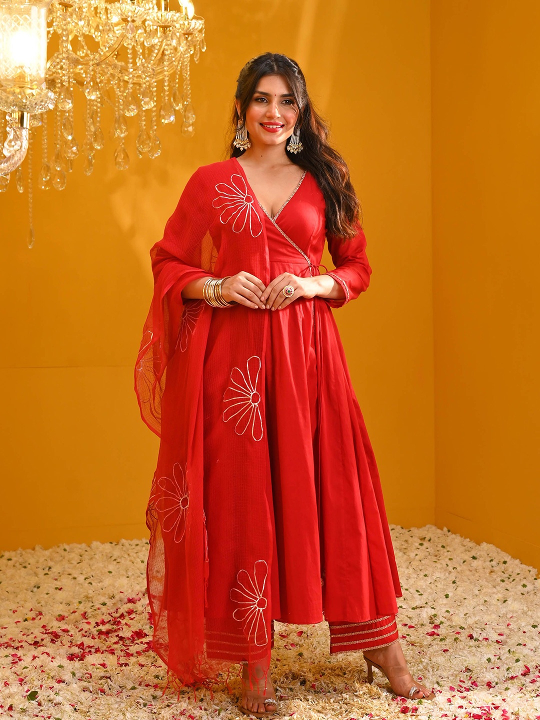 

Bunaai V-Neck Gotta Patti Anarkali Kurta With Palazzos & Dupatta, Red