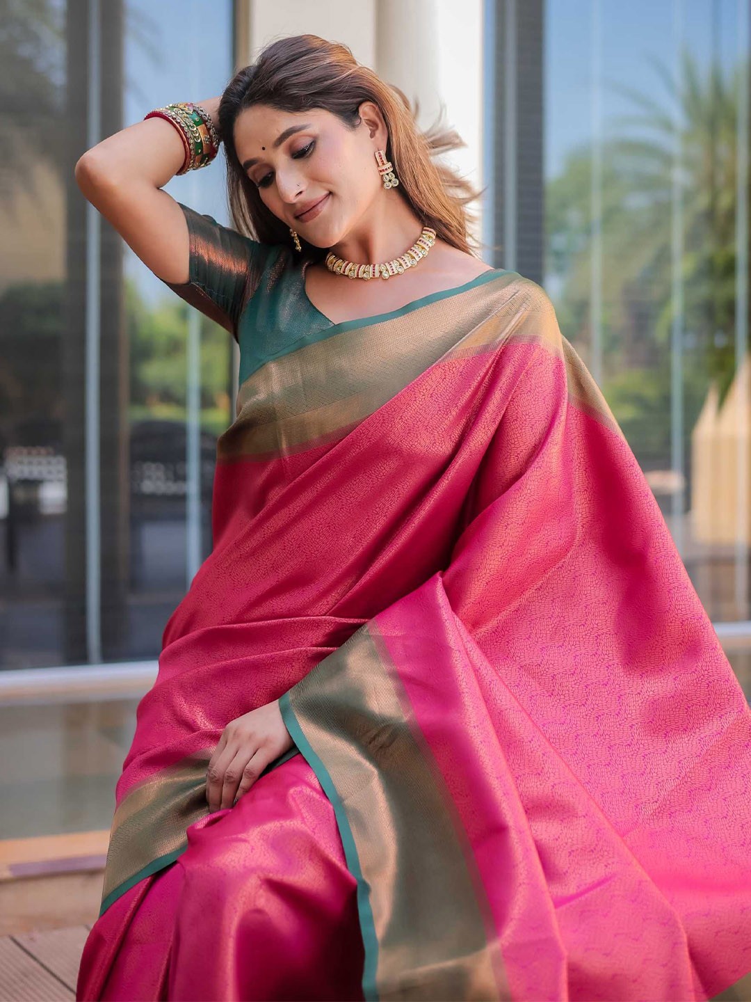 

Kandora Woven Design Zari Pure Silk Kanjeevaram Saree With Unstitched Blouse Piece, Pink