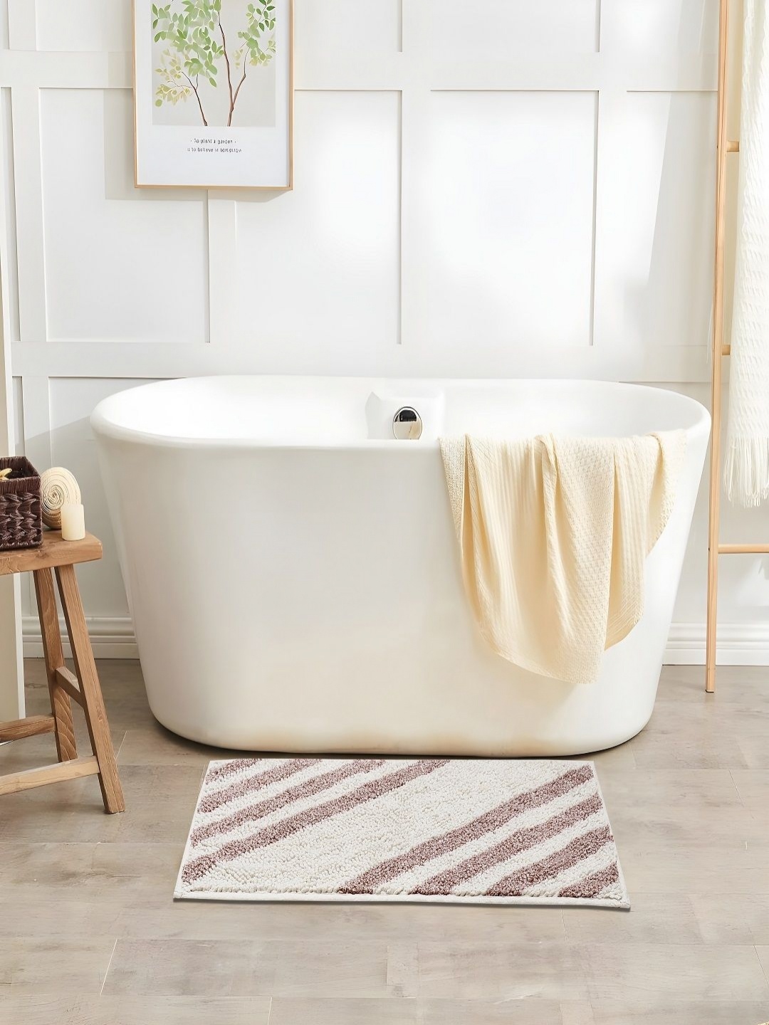 

CAZIMO Rust-Coloured Striped Anti-Skid Super Absorbent Bath Mat