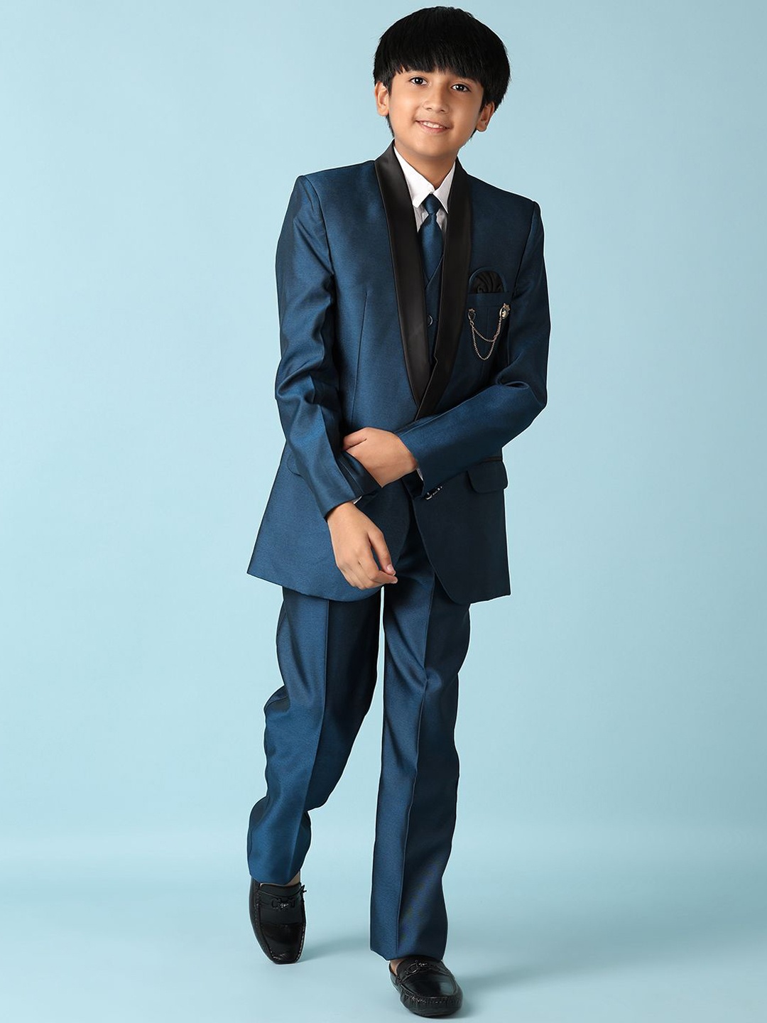 

V-Mart Boys Cotton Regular Fit Single-Breasted Suit, Teal