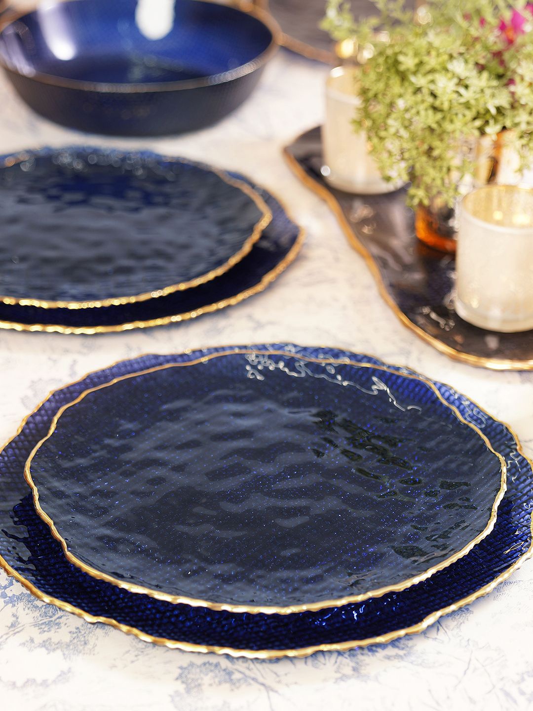 

Pure Home and Living Blue & Gold Toned 2 Pieces Textured Glass Dinner Plates