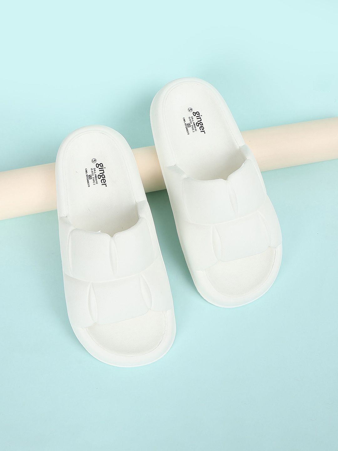 

Ginger by Lifestyle Women Rubber Slip-On Slipper, Off white